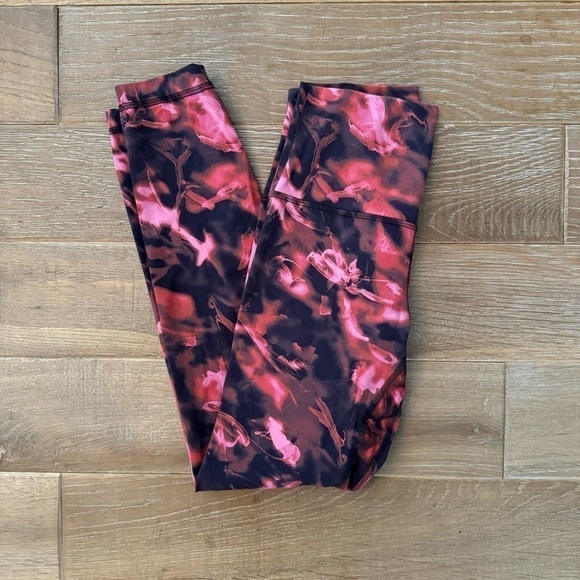 Lululemon Blossom Print Pink Red + Black Align High Rise Leggings - Picture 5 of 6